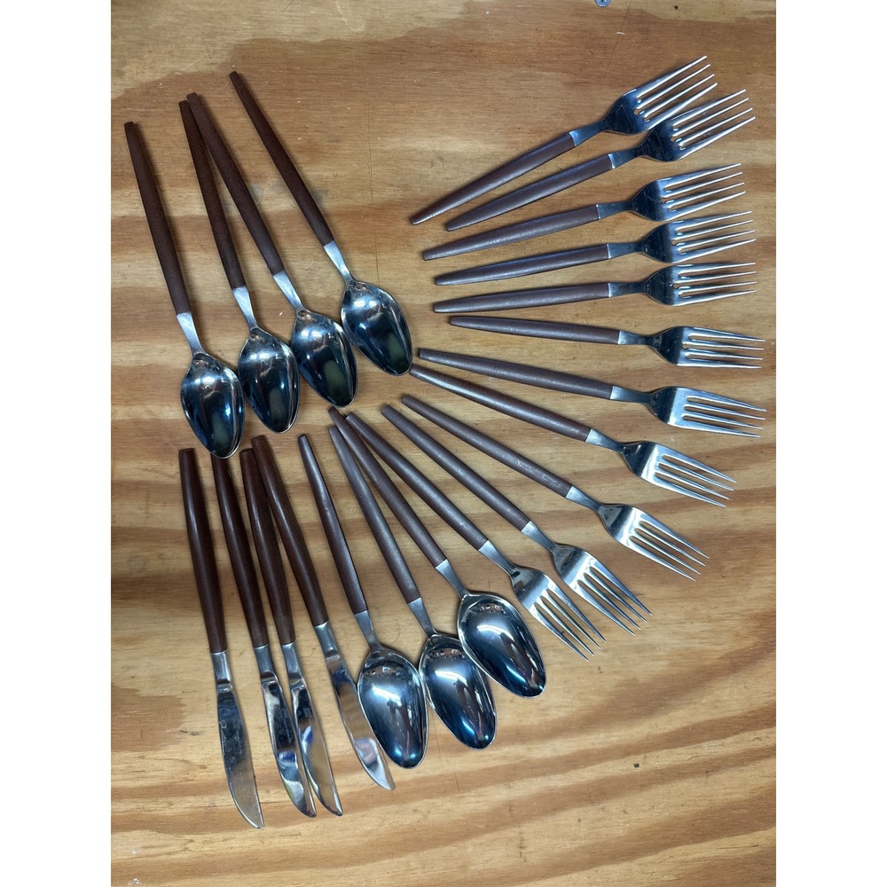Ekco Eterna Canoe Muffin MCM Flatware Set Stainless Wood Grain Japan 22pc